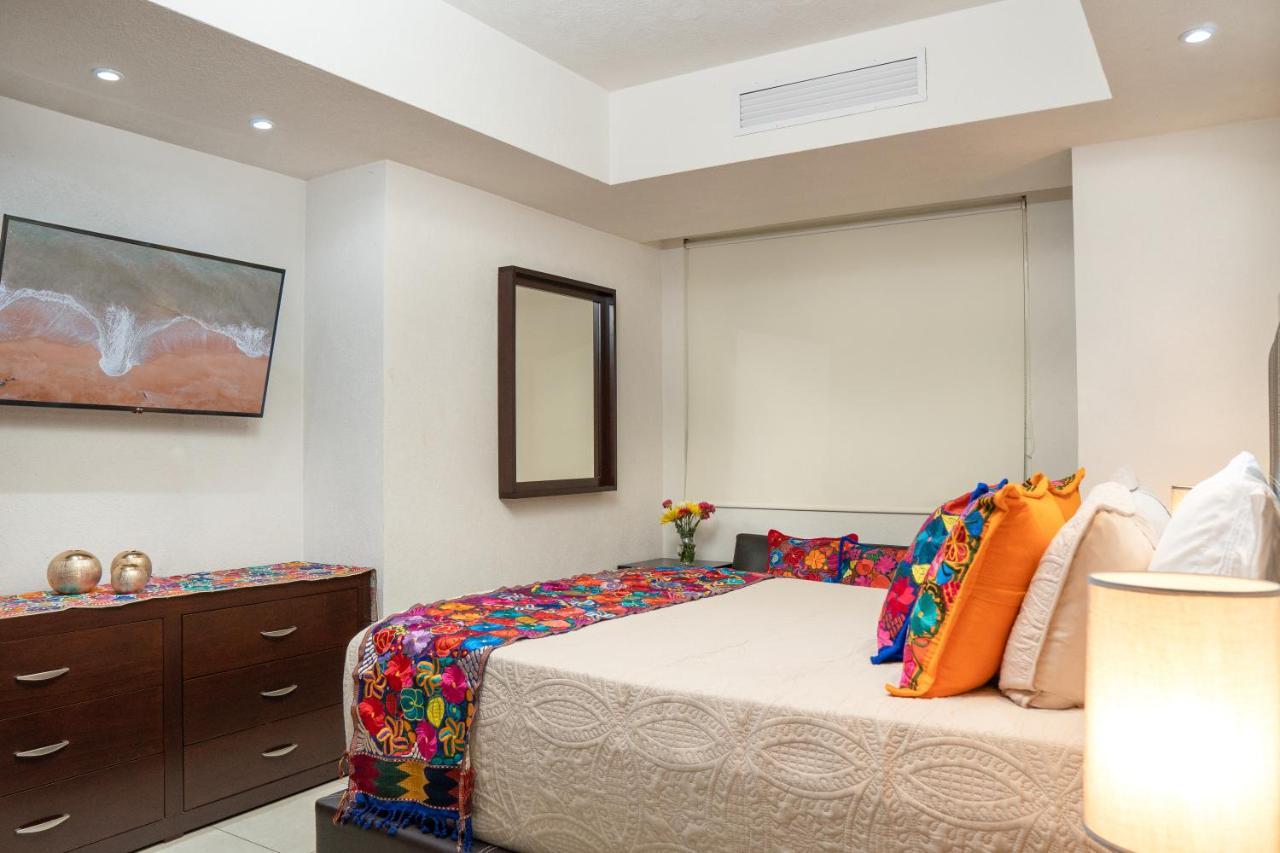 Ocean Front Condo Sleeps 4 Adults-Grand Venetian T3000-1606 Puerto Vallarta Ngoại thất bức ảnh